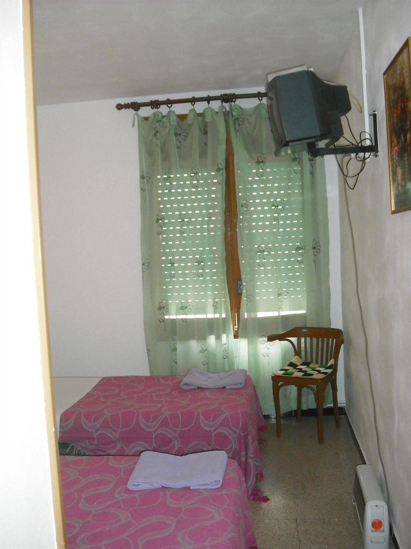 Hostal Cassa Cassà de la Selva Exterior foto